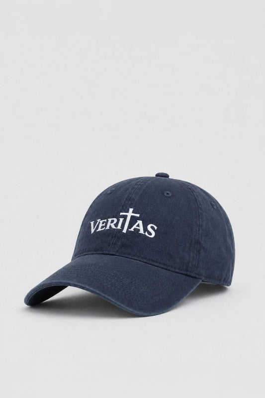 Gorra azul marino VERITAS con bordado frontal